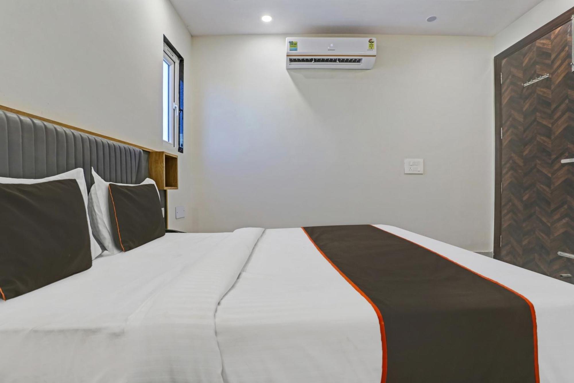 Townhouse Vip Grand Hotel Delhi  Eksteriør billede