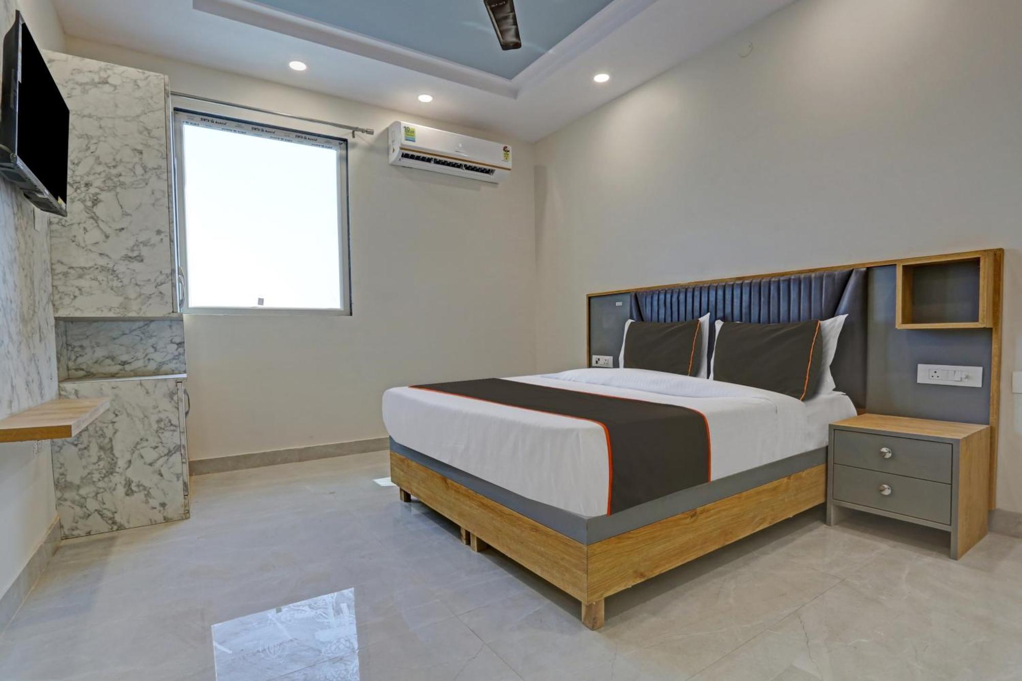 Townhouse Vip Grand Hotel Delhi  Eksteriør billede